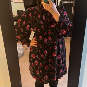 Long sleeve midi flowy black dress with rose pattern